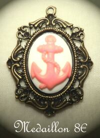 Medaillon big anchor white rosa
